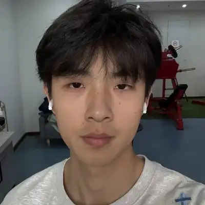 蒋玲佑